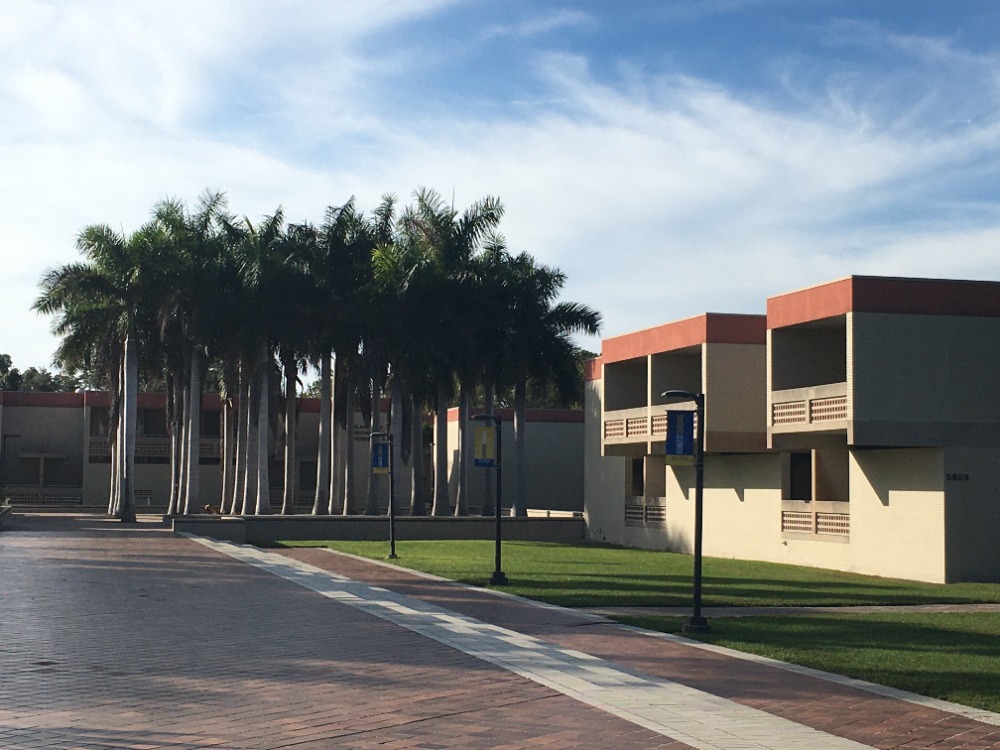 Pei Dorms and Palm Court at New College of Florida in 2021. Photo by Alaska Miller